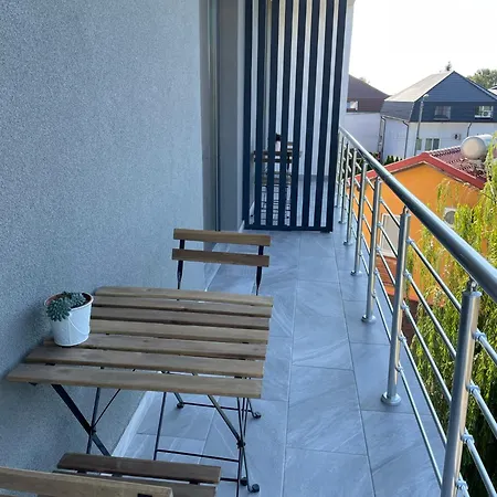 Eos - Guest house *